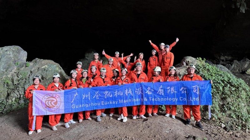 پژواک از اعماق غار: برخورد متقابل با طبیعت و اعضای تیم